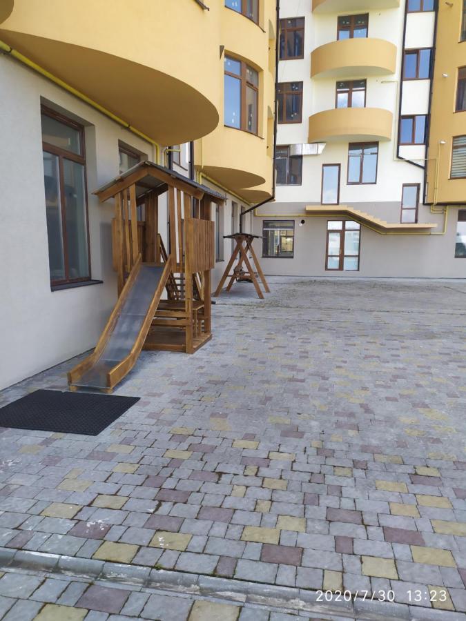 Вул Роксолани , 16 Центр 300 М До Бювету トラスコヴェッツ エクステリア 写真