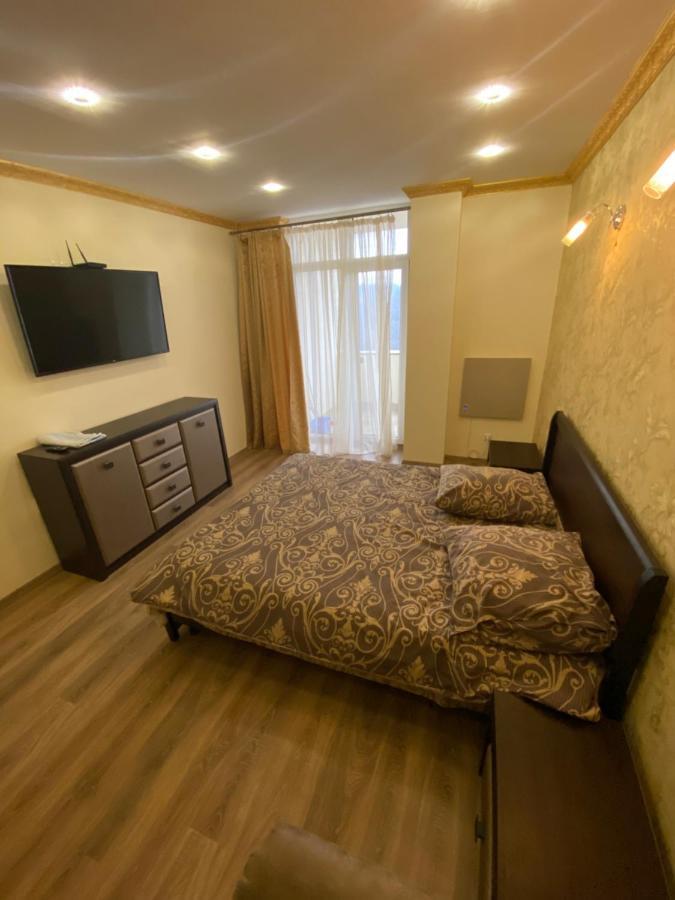 Вул Роксолани , 16 Центр 300 М До Бювету トラスコヴェッツ エクステリア 写真